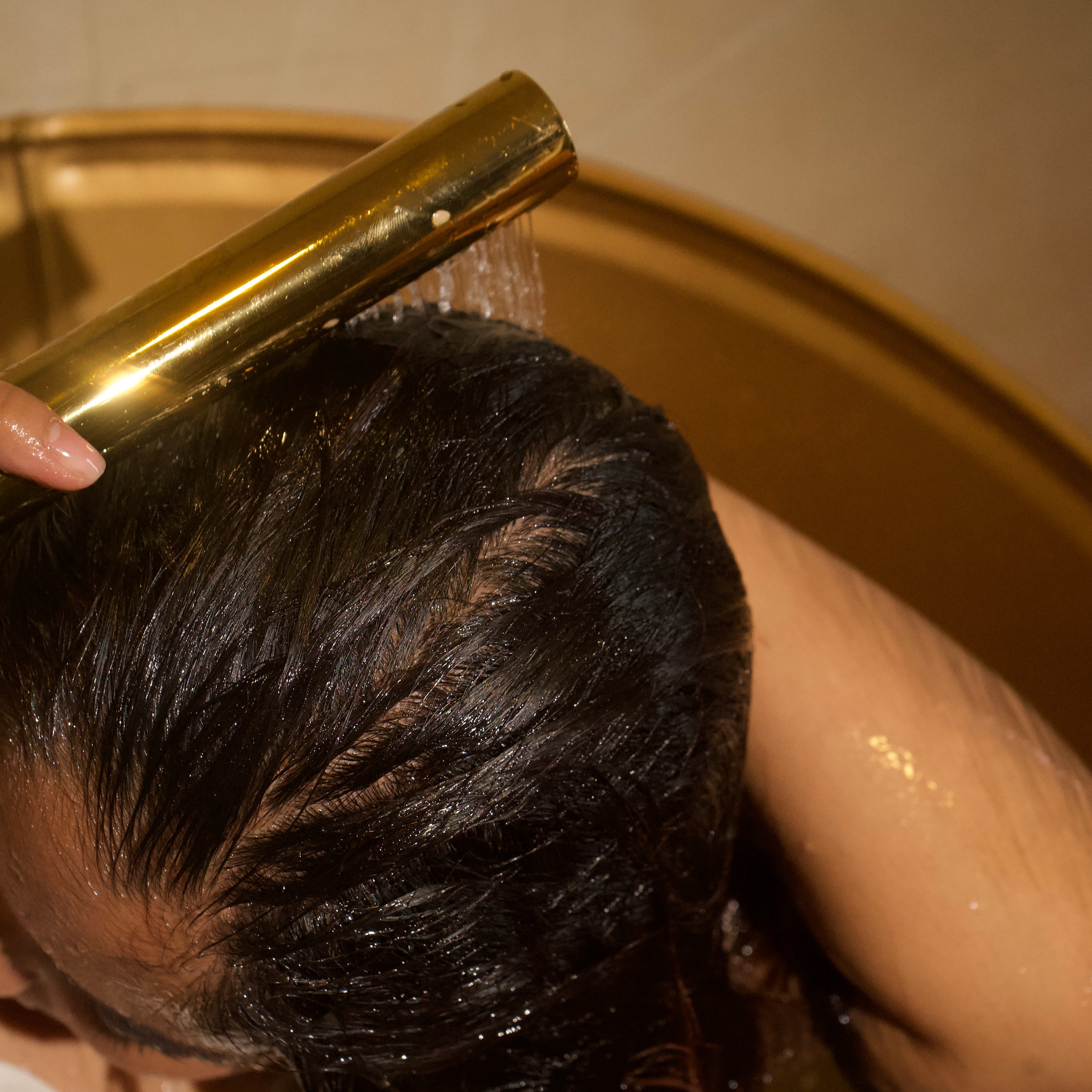 SENSITIVE SCALP: Why Your Scalp Reacts to Everything - Katharē Hair Care
