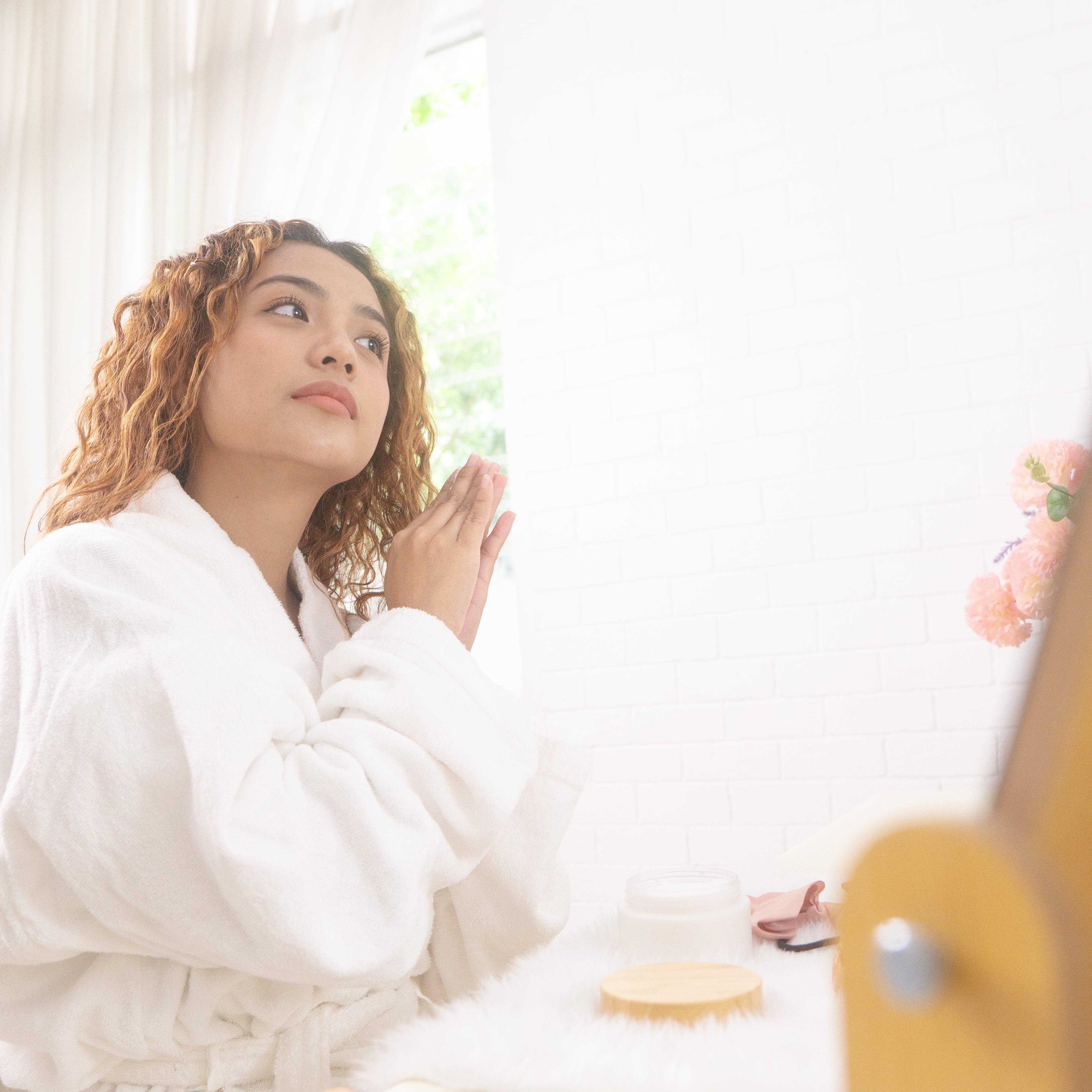 HELP!!! Why Is My Hair Frizzy?! - Katharē Hair Care