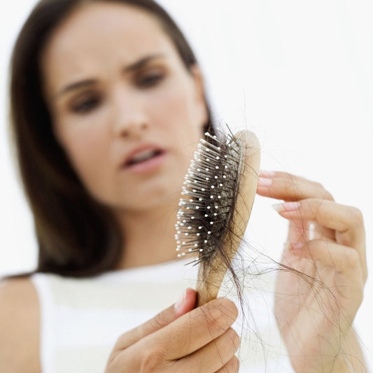 Stop making these 5 hair-care mistakes that accelerate hair loss! Instead, here's what you should do.